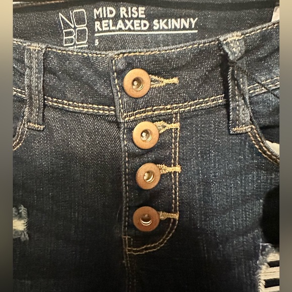 Women’s mid rise ripped skinny jeans - Picture 2 of 6